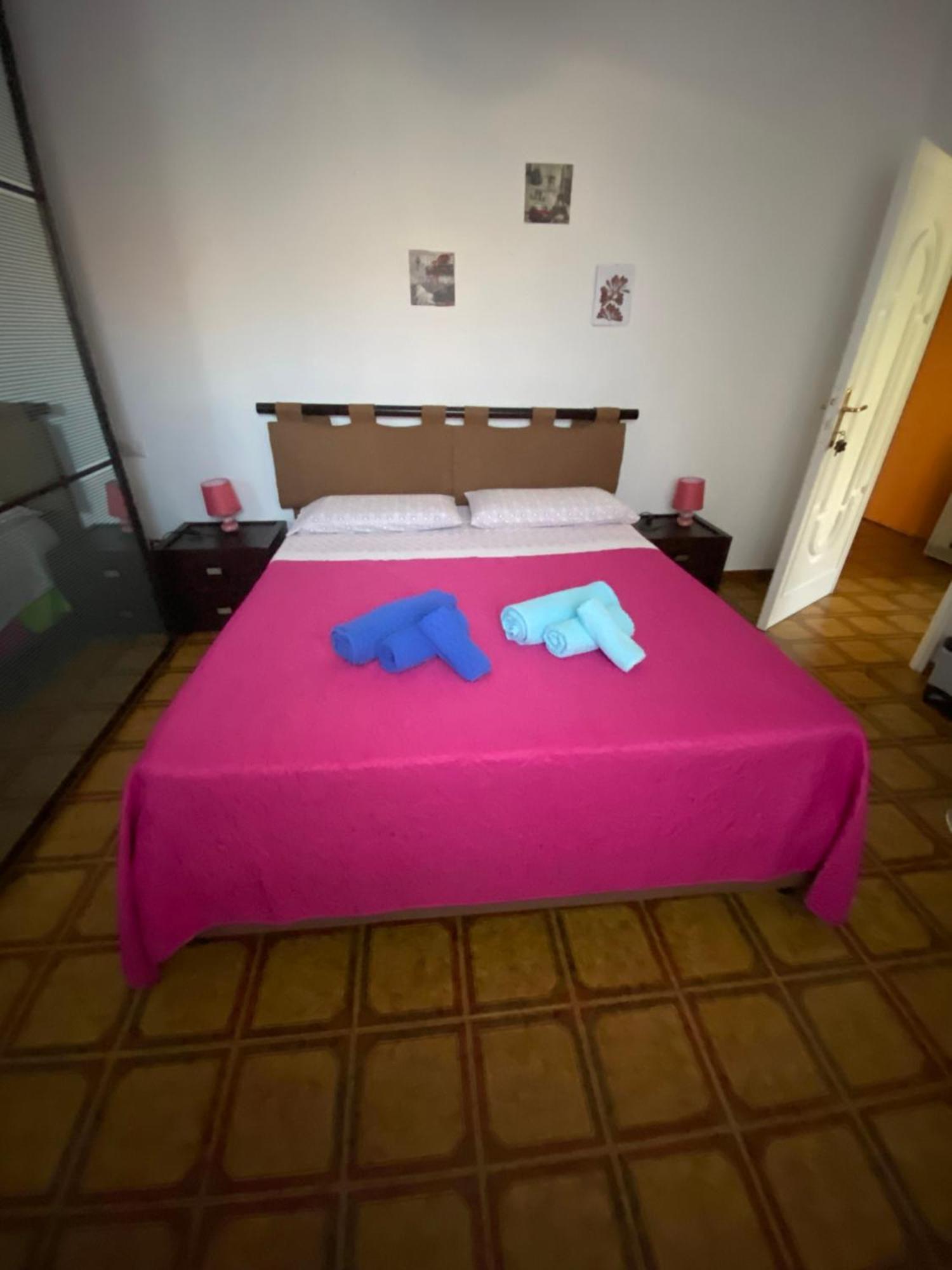 Appartement A Casa Da Mari Stanza Privata Bagno Condiviso à Olbia Extérieur photo