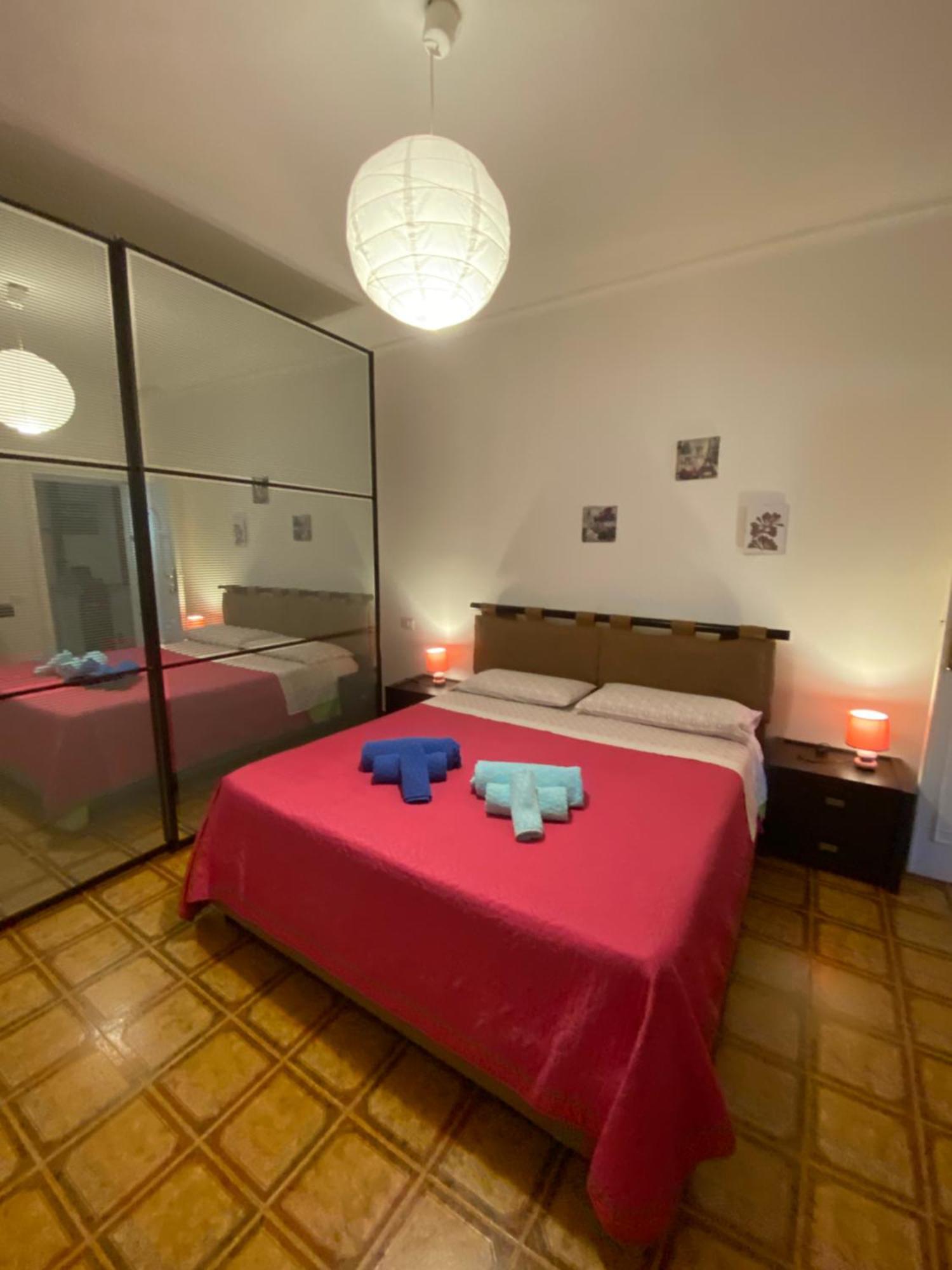 Appartement A Casa Da Mari Stanza Privata Bagno Condiviso à Olbia Extérieur photo