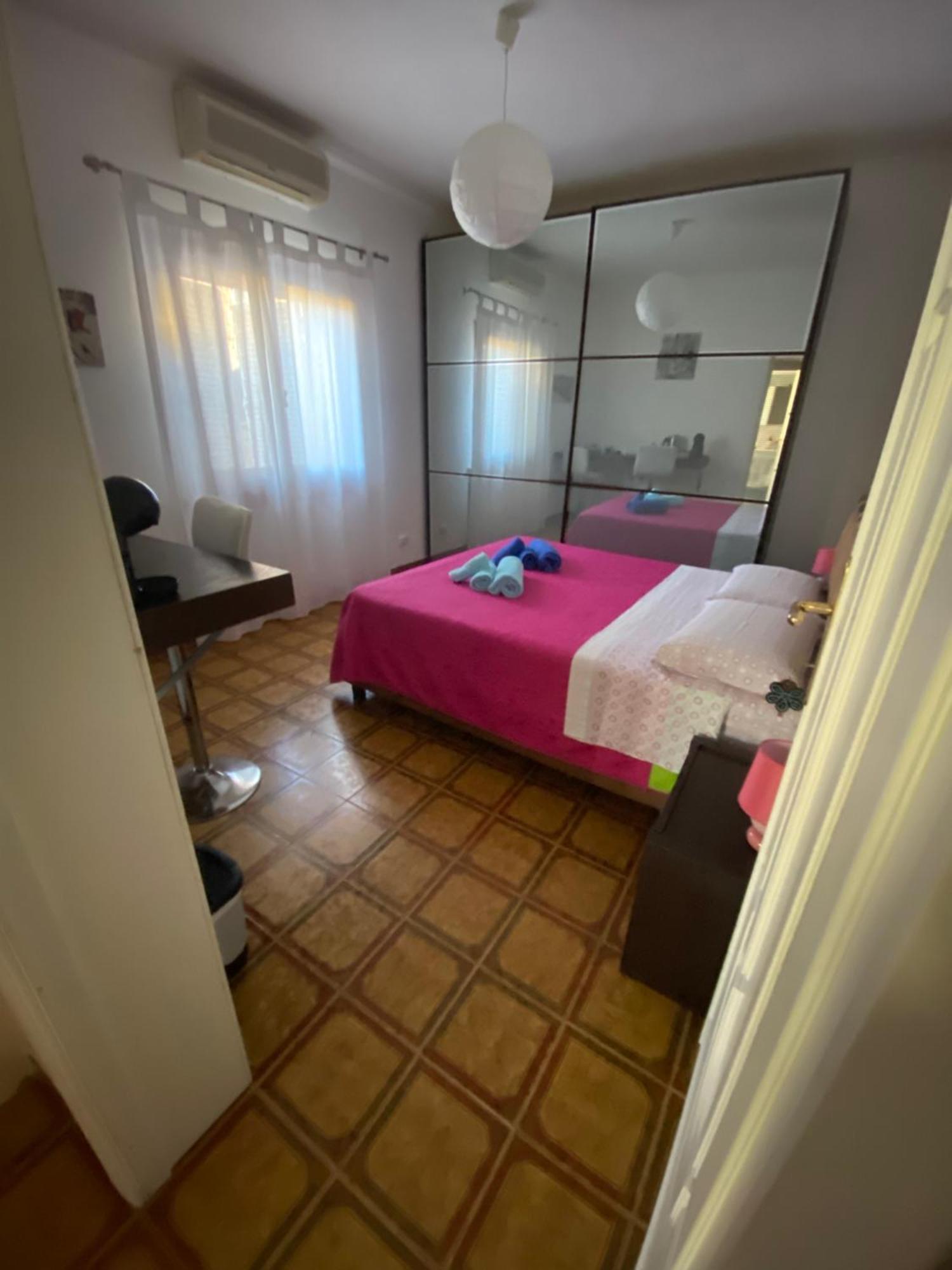 Appartement A Casa Da Mari Stanza Privata Bagno Condiviso à Olbia Extérieur photo